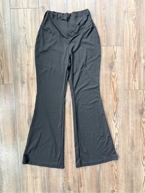 High-Rise Crossover Black Flare Leggings size medium